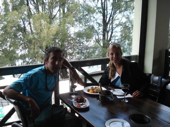 Deliciosa refeição no parque El Avila, nas montanhas ao redor de Caracas, na Venezuela (2007)